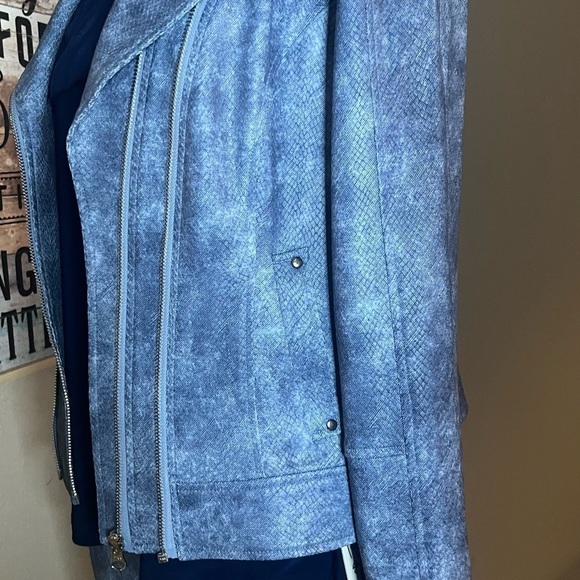 Liquid leather jacket and pant set blue snakeskin by Clara sun woo nwt - Picture 12 of 16